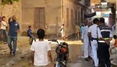 قوات الحماية المدنية في الأقصر تسيطر على حريق بسطح منزل| بث مباشر