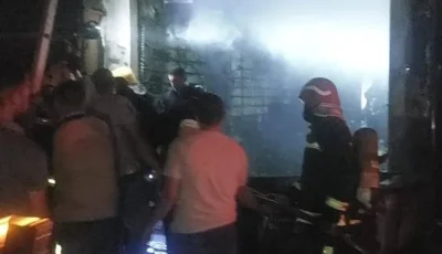 مدير أمن سوهاج يتفقد موقع حريق منزل و 3محال تجارية بدائرة قسم أول