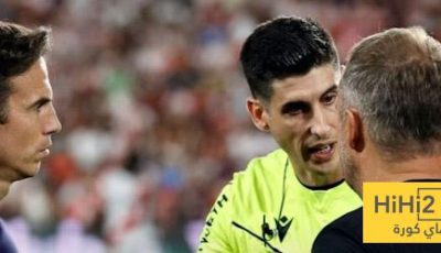 صوره : حكم لقاء برشلونة هو اللاعب الإضافي مع الفريق …! هل هذا منطق …؟!