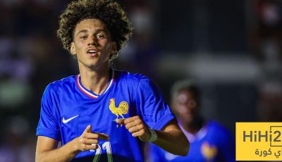 ماغني أكليوش يدخل التاريخ مع منتخب فرنسا